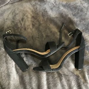 Pretty Little Thing- Black faux suede block heels